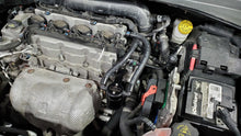 Load image into Gallery viewer, J&amp;L 14-22 Jeep Cherokee 2.4L / 15-21 Jeep Renegade  Driver Side Oil Separator 3.0 - Blk Anodized - GTR Auto