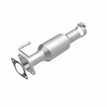 Load image into Gallery viewer, MagnaFlow Direct Fit Catalytic Converter 15-16 Ford Edge 3.5L FWD - Rear