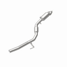 Load image into Gallery viewer, MagnaFlow 11-17 Volkswagen Touareg 3.6L Direct Fit Converter
