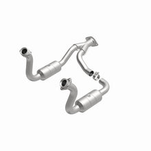 Load image into Gallery viewer, MagnaFlow 08-10 Ford F-250 Super Duty 5.4L Direct Fit Converter