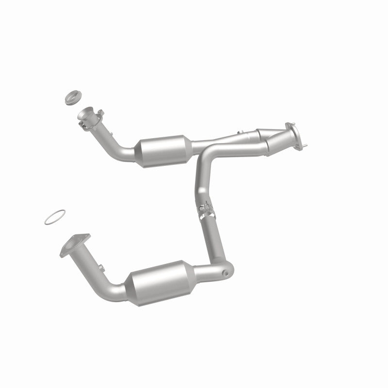 MagnaFlow 04-06 Chevrolet Silverado 1500 5.3L Direct Fit Catalytic Converter