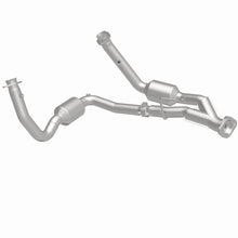 Load image into Gallery viewer, MagnaFlow 05-06 Jeep Grand Cherokee 5.7L Direct Fit Catalytic Converter