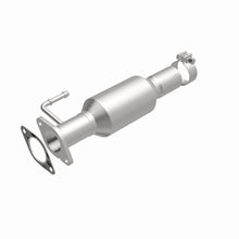 Load image into Gallery viewer, MagnaFlow Direct Fit Catalytic Converter 15-16 Ford Edge 3.5L FWD - Rear