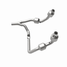 Load image into Gallery viewer, MagnaFlow Direct Fit Catalytic Converter 07-09 Jeep Wrangler 3.8L
