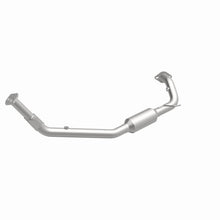 Load image into Gallery viewer, MagnaFlow 98-99 Isuzu Amigo 2.2L Direct Fit Converter