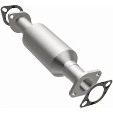 Load image into Gallery viewer, MagnaFlow 97-98 Hyundai Sonata 3.0L Direct Fit Converter