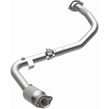Load image into Gallery viewer, MagnaFlow 05-06 Land Rover LR3 4.4L Direct Fit Converter