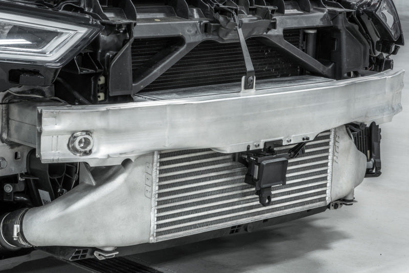 APR 17-20 Audi RS3 2.5 TFSI EVO (RS3) Intercooler Kit IC100024