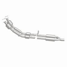 Load image into Gallery viewer, MagnaFlow 2006 Volkswagen Passat 3.6L Direct Fit Converter