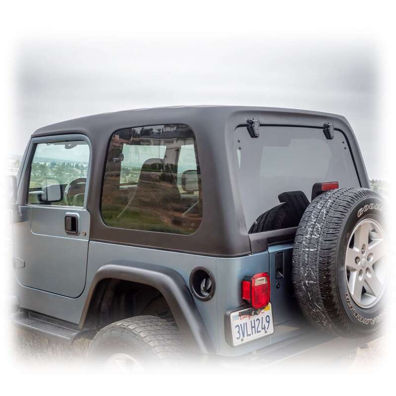 Turn Offroad 97-06 Jeep TJ 2-Door Squareback Hardtop 1-Piece - White HTTJSQ-M2W