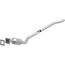 Load image into Gallery viewer, MagnaFlow 01-03 Chrysler Town &amp; Country 3.3L Direct Fit Converter