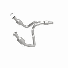 Load image into Gallery viewer, MagnaFlow 15-16 Cadillac Escalade 6.2L Direct Fit Converter