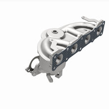Load image into Gallery viewer, MagnaFlow 13-17 Hyundai Santa Fe Sport 2.4L Direct Fit Catalytic Converter