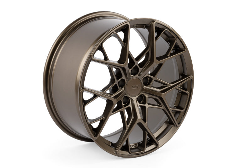 APR A02 Flow Formed 18x8.5 / 5x112 / ET45 / 66.5mm Bore / Bronze Wheel WHL00037