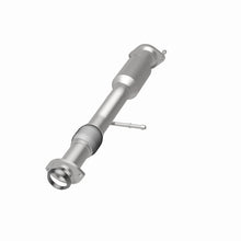 Load image into Gallery viewer, MagnaFlow 17-19 Toyota Highlander 3.5L Direct Fit Converter