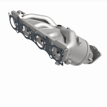 Load image into Gallery viewer, MagnaFlow 17-20 Nissan Rogue Sport Single Manifold 2L Direct Fit Converter