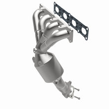 Load image into Gallery viewer, MagnaFlow 13-16 Dart L4 2 2.4 OEM Manifold Direct Fit Converter
