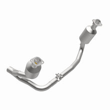 Load image into Gallery viewer, MagnaFlow 2004 Dodge Dakota 4.7L Direct Fit Catalytic Converter