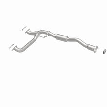 Load image into Gallery viewer, MagnaFlow Direct Fit Catalytic Converter 2015 Colorado 3.6 Underbody