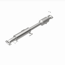 Load image into Gallery viewer, MagnaFlow 2015 Kia Optima 2.4L Direct Fit Catalytic Converter (California Grade)