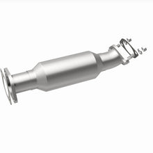 Load image into Gallery viewer, MagnaFlow 07-09 Hyundai Santa Fe 3.3L Direct Fit Converter