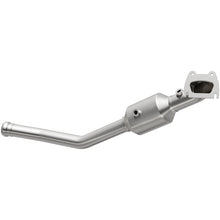Load image into Gallery viewer, MagnaFlow 13-15 Dodge Durango V6 3.6L OEM Grade / EPA Compliant Direct-Fit Catalytic Converter 21-250