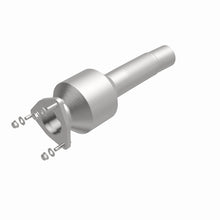Load image into Gallery viewer, MagnaFlow 15-17 Discovery Sport L4 2 OEM Underbody Direct Fit Converter