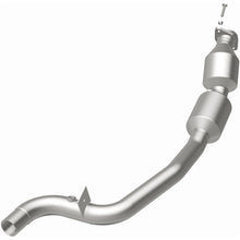 Load image into Gallery viewer, MagnaFlow 14-17 Range Rover V6 3 OEM Underbody Direct Fit Converter