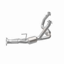 Load image into Gallery viewer, MagnaFlow 05-06 Jeep Grand Cherokee 5.7L Direct Fit Catalytic Converter