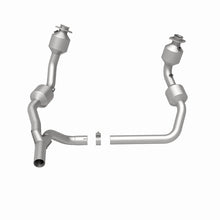Load image into Gallery viewer, MagnaFlow Direct Fit Catalytic Converter 07-09 Jeep Wrangler 3.8L
