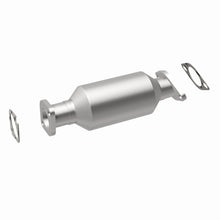 Load image into Gallery viewer, MagnaFlow 10-13 Hyundai Santa Fe 2.4L Direct Fit Converter