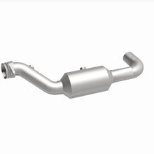 Load image into Gallery viewer, MagnaFlow 18-21 Ford Expedition Left Underbody 3.5L Direct Fit Catalytic Converter
