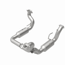 Load image into Gallery viewer, MagnaFlow 20-22 Ford F-250 SD Single Underbody Direct Fit Catalytic Converter