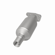 Load image into Gallery viewer, MagnaFlow 94-95 S10/Sonoma 2.2L CA Direct Fit Converter