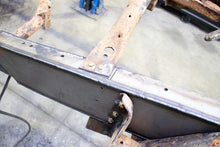Load image into Gallery viewer, Rust Buster 2001-2010 Chevy Silverado / GMC Sierra 2500HD Short Bed Leaf Spring Left Side
