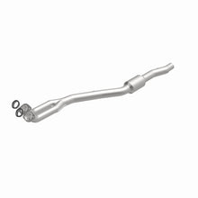 Load image into Gallery viewer, MagnaFlow Direct Fit Catalytic Converter OEM 96-98 BMW 740iL 4.4L