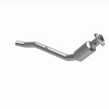 Load image into Gallery viewer, MagnaFlow 05-06 Land Rover LR3 4.4L Direct Fit Converter
