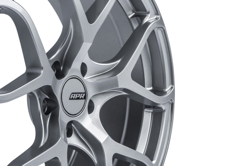 APR A01 Flow Formed 19x8.5 / 5x112 / ET45 / 66.5mm Bore / Silver Wheel WHL00001
