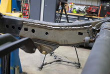 Load image into Gallery viewer, Rustbuster 01-07 Toyota Sequoia Mid Frame Section - Right