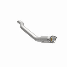 Load image into Gallery viewer, MagnaFlow Direct Fit Catalytic Converter 2012-2015 Grand Cherokee V8 6.4 OEM Underbody