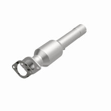 Load image into Gallery viewer, MagnaFlow 02-06 Sierra 2500HD 6.0L Direct Fit Converter
