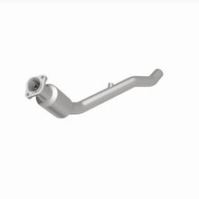 Load image into Gallery viewer, MagnaFlow 05-06 Land Rover LR3 4.4L Direct Fit Converter