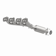 Load image into Gallery viewer, MagnaFlow 04-06 Cadillac SRX 4.6L Direct Fit Converter