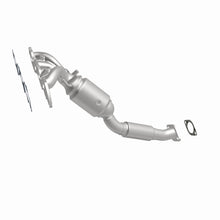 Load image into Gallery viewer, MagnaFlow 09-10 Ford Focus 2.0L Direct Fit Converter