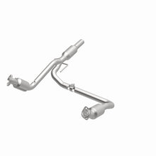 Load image into Gallery viewer, MagnaFlow 01-02 Dodge Ram 2500 5.9L Direct Fit Converter