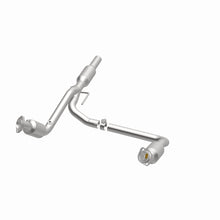 Load image into Gallery viewer, MagnaFlow 01-02 Dodge Ram 2500 5.9L Direct Fit Converter