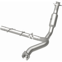Load image into Gallery viewer, MagnaFlow 07-08 Ford Expedition 5.4L Direct Fit Converter