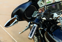 Load image into Gallery viewer, Kuryakyn Mesh Master Cylinder Cover Clutch Chrome