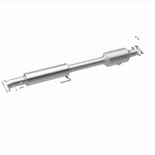 Load image into Gallery viewer, MagnaFlow 2015 Kia Optima 2.4L Direct Fit Catalytic Converter (California Grade)