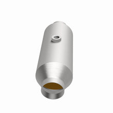 Load image into Gallery viewer, MagnaFlow 2.00 1/O2 CA 4in. Spun Universal Converter